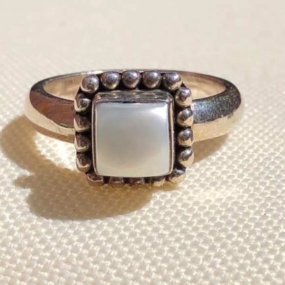 Silpada Jewelry - Silpada Pearl Button Frame Sterling Ring SZ 6